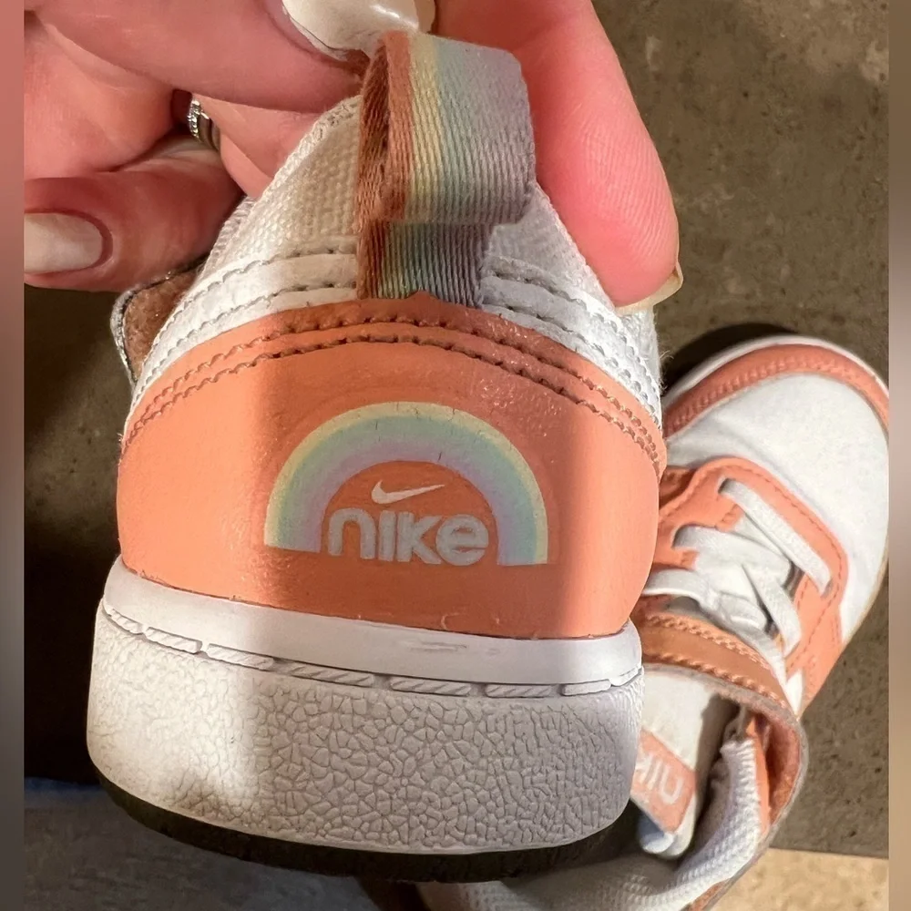 Nike Court Borough Low top White Light Madder Root toddler white peach dunk